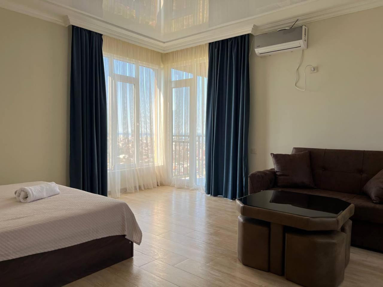 Отель Gt House Батуми Экстерьер фото