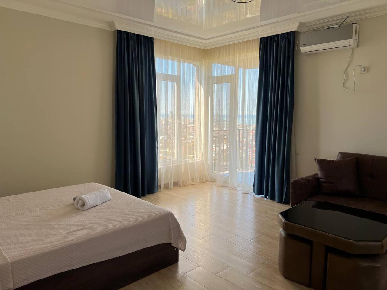 Отель Gt House Батуми Экстерьер фото